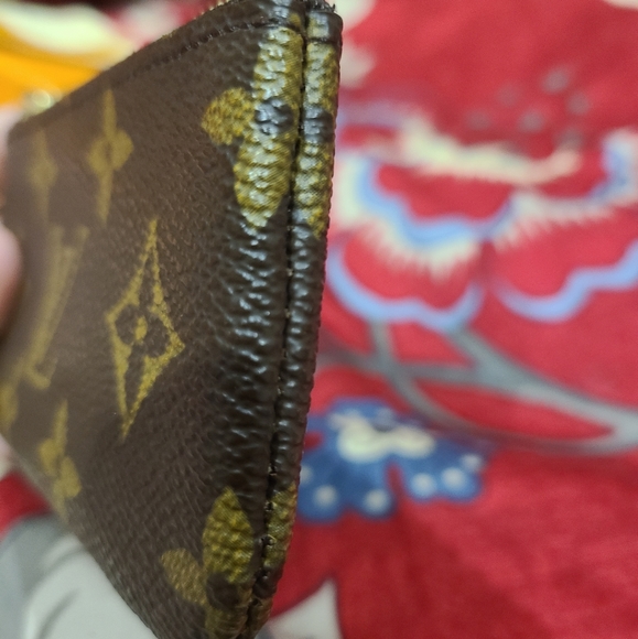 Louis Vuitton coin purse - Picture 6 of 8